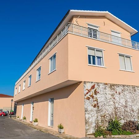 Apartamento Apartamento céntrico con vistas al mar Vilanova de Arousa Exterior foto