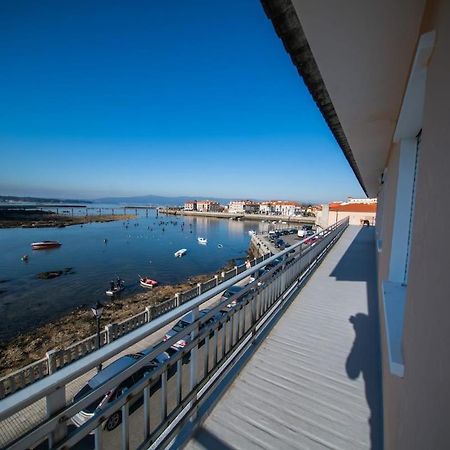 Apartamento Apartamento céntrico con vistas al mar Vilanova de Arousa Exterior foto